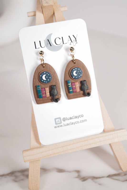 Books, Moon & Kitties