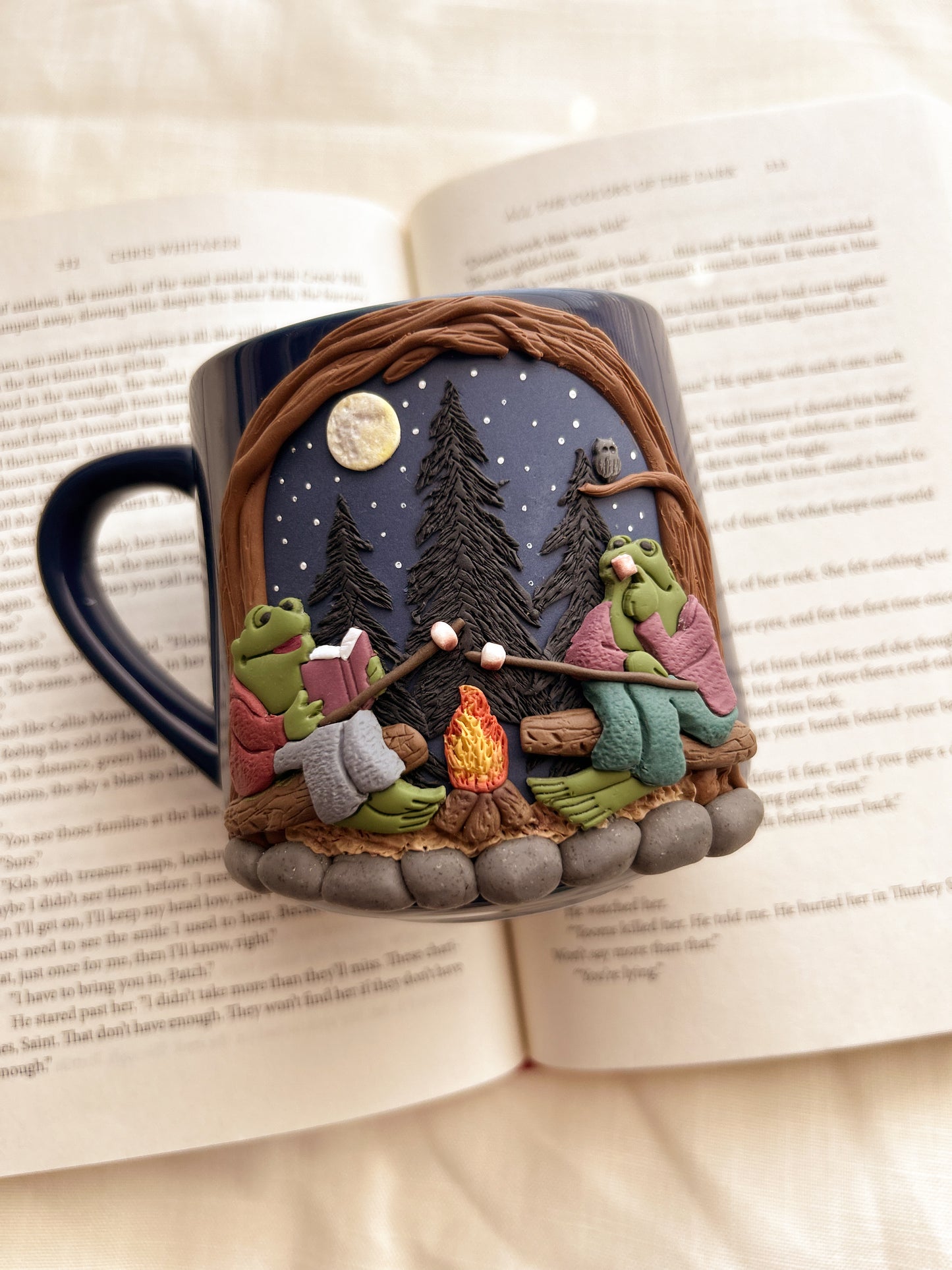 Campfire book club mug