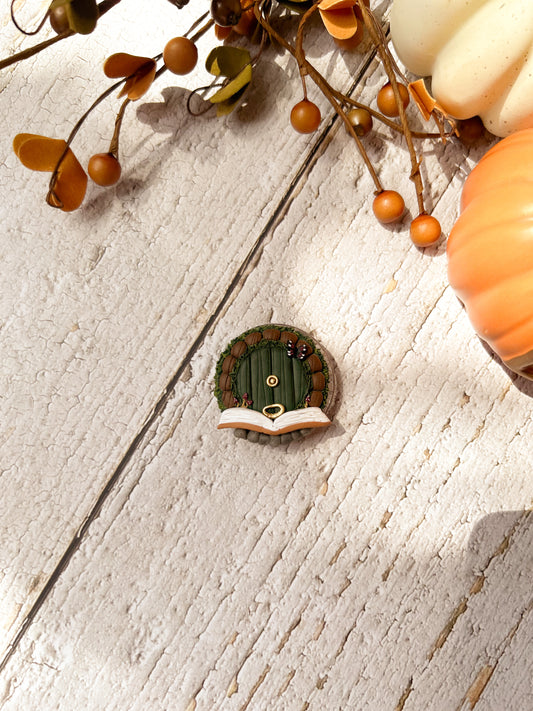 Hobbit Door Swappable Grip