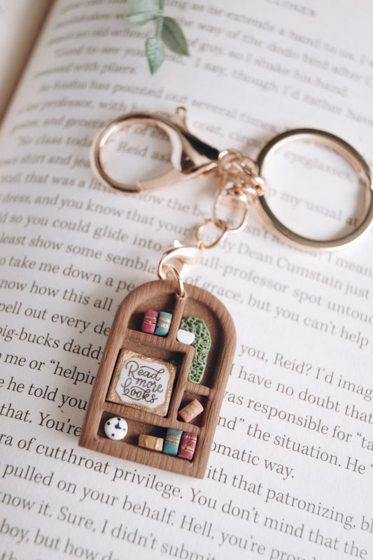 Bookshelf keychain
