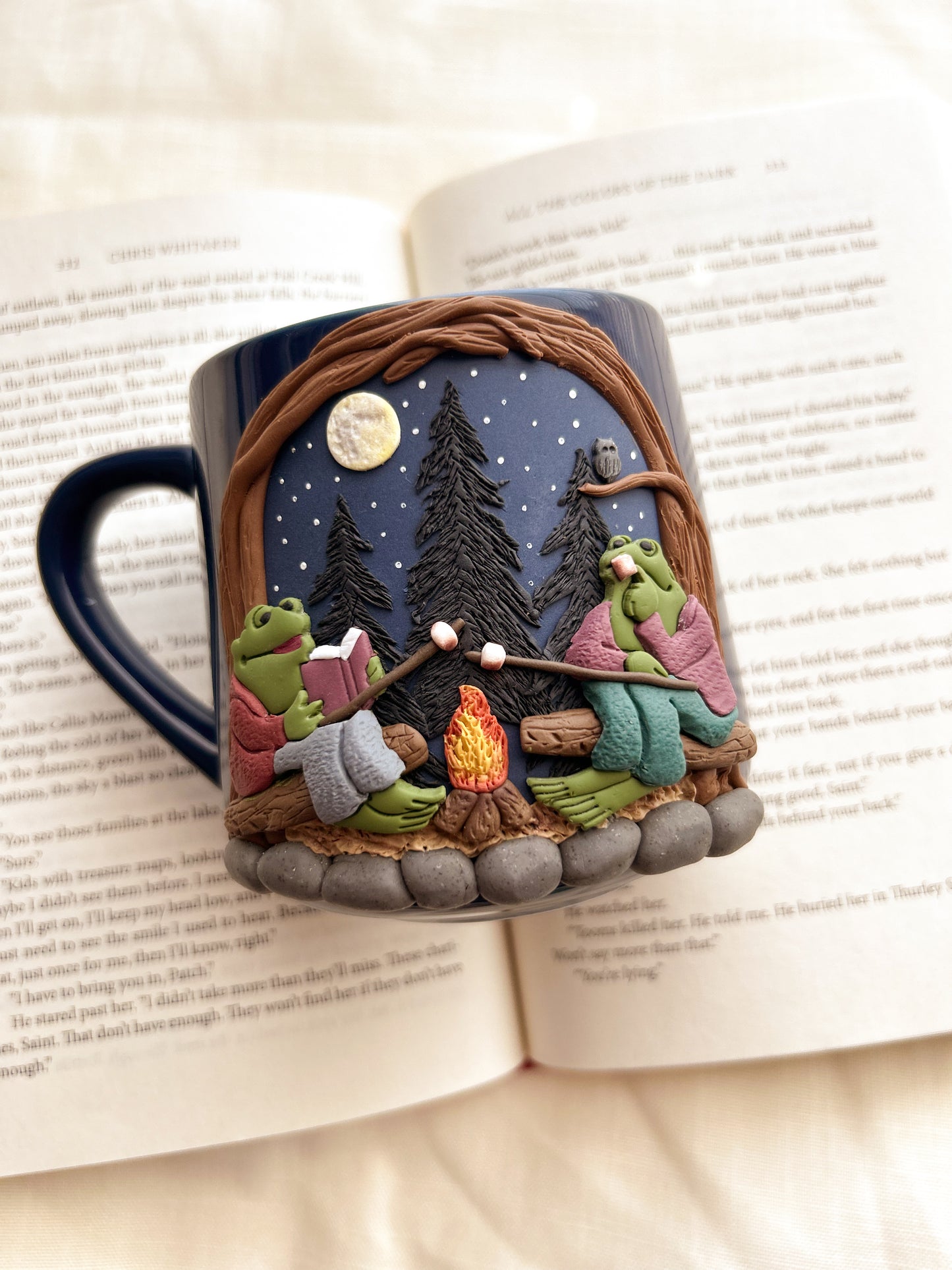 Campfire book club mug