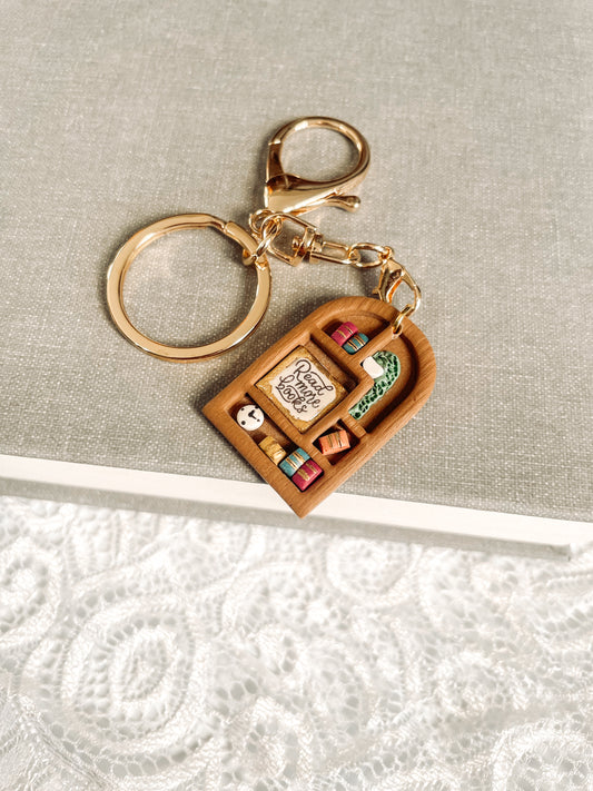 Bookshelf keychain