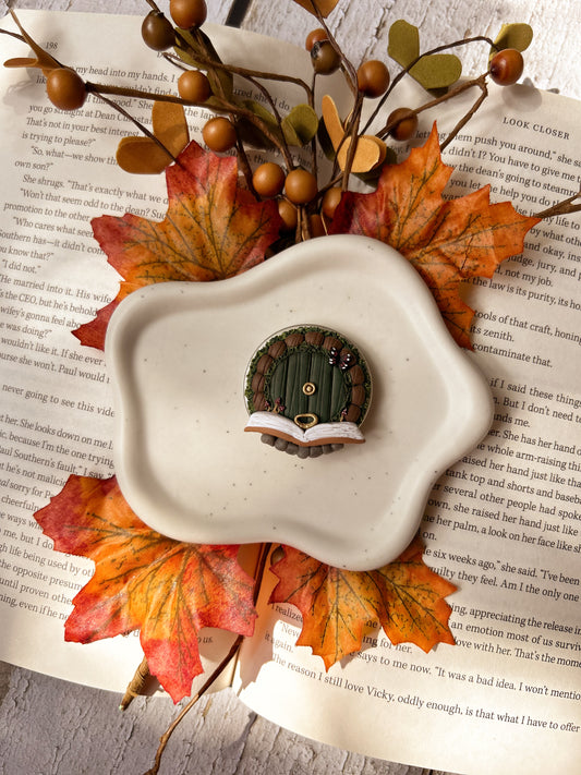 Hobbit Door Swappable Grip