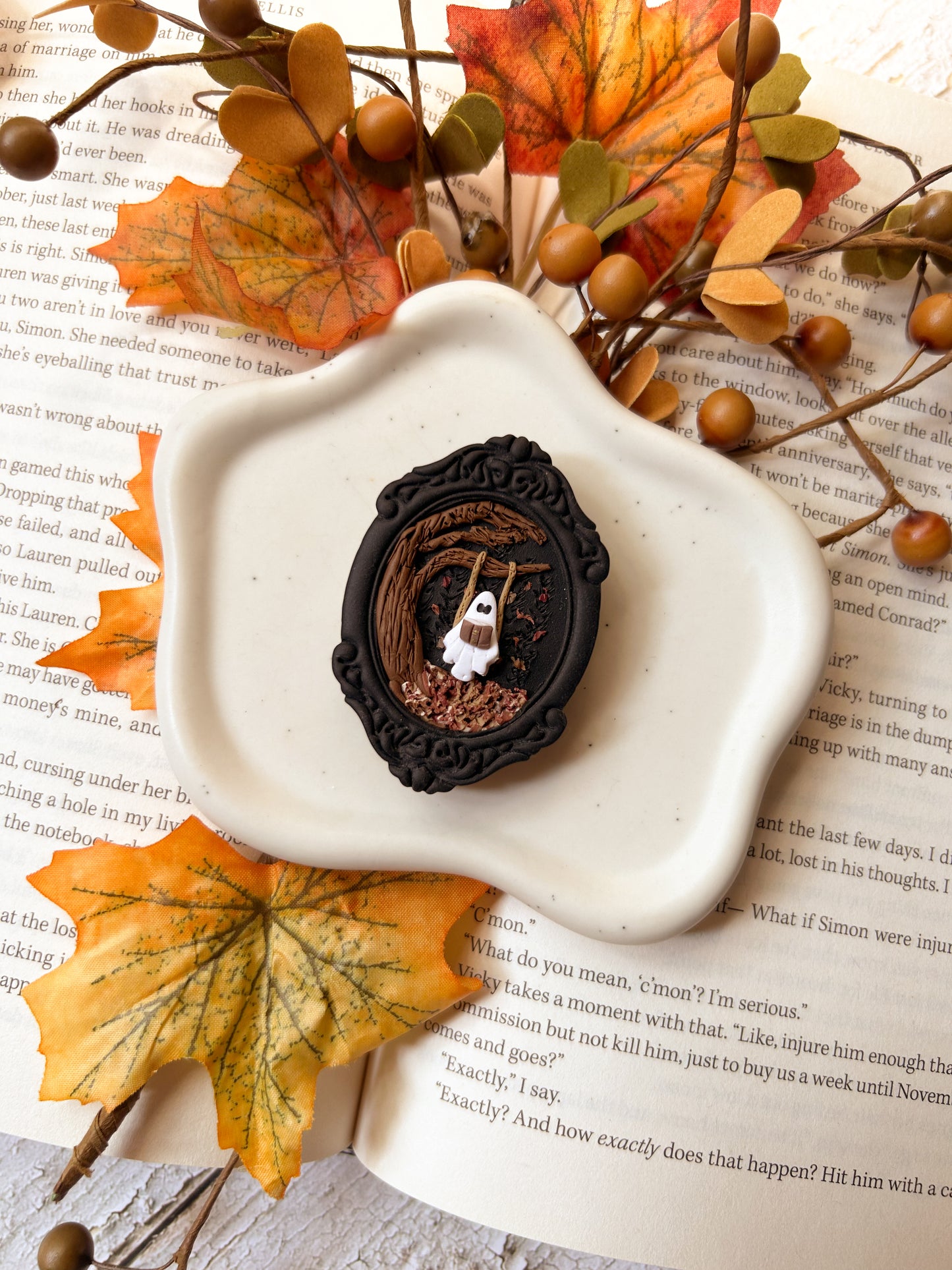 Bookish Ghostie Swappable Grip